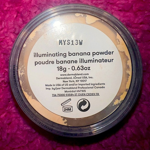 Dermablend Illuminating Banana Powder FULL SIZE 🍌✨ - Picture 3 of 7